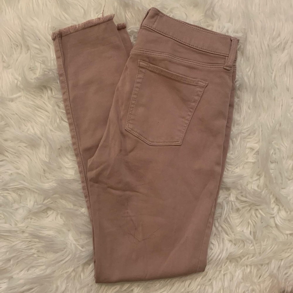 Dusty Pink Distressed Ankle Jeggings